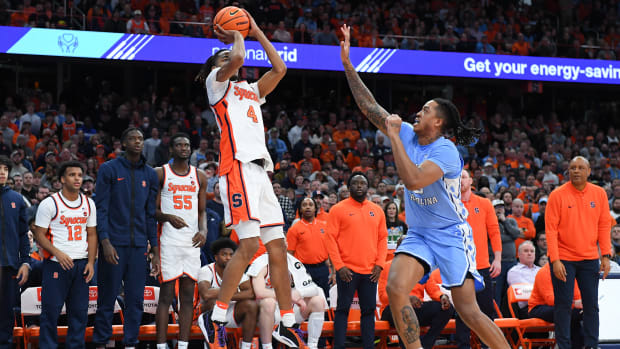 UNC basketball versus Syracuse